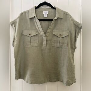 Nicole Miller Sage Green Linen Top Short  Sleeves Size L  Chest Pockets